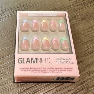 Glamnetic Press On Nails in Confetti Semi-Transparent Short Almond Pastels